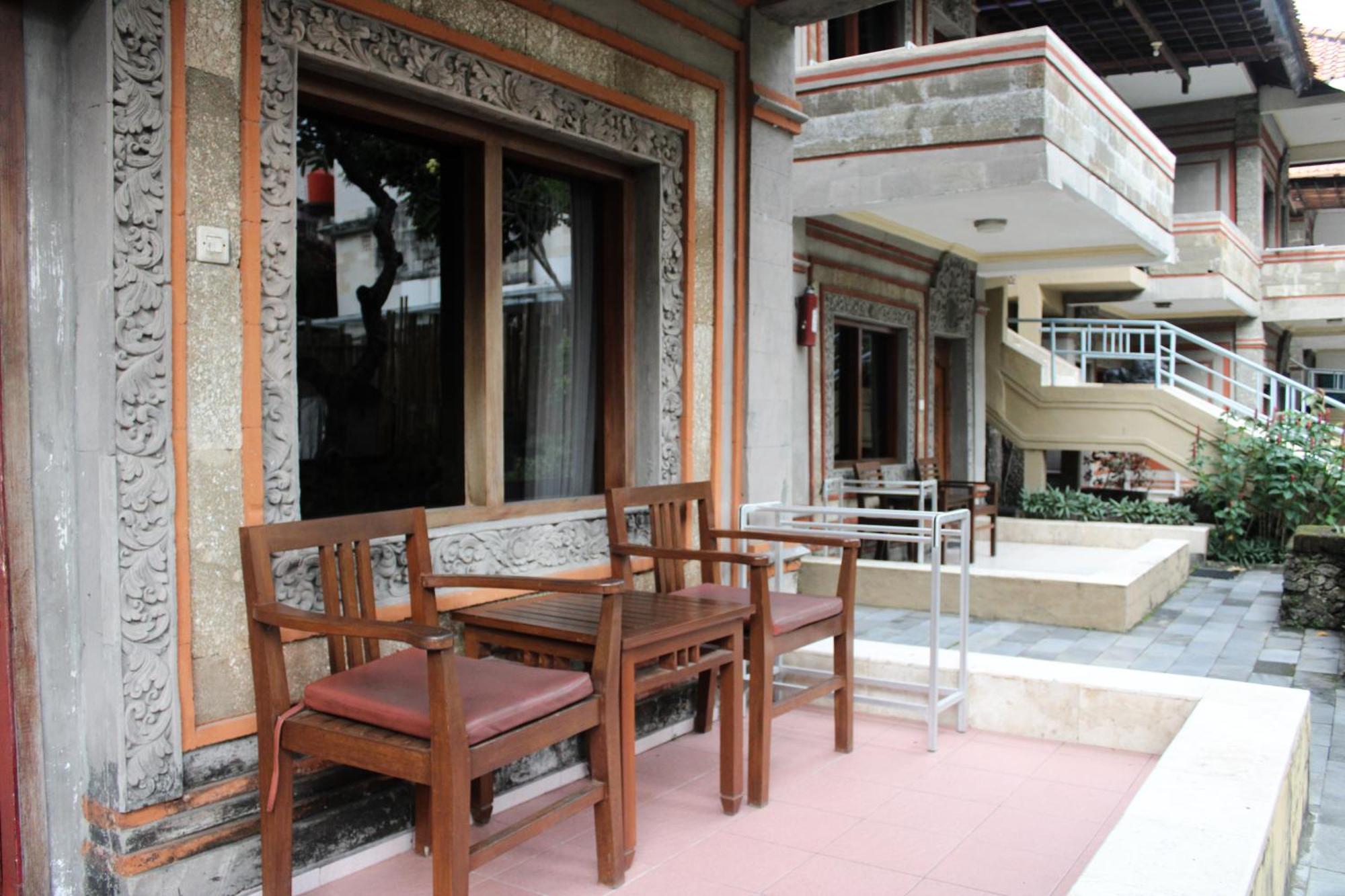 Melasti Kuta Bungalows & Spa ภายนอก รูปภาพ